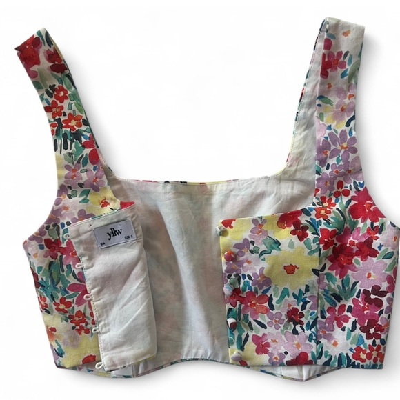 Yllw Floral Print Women's Crop Top - Picture 3 of 4